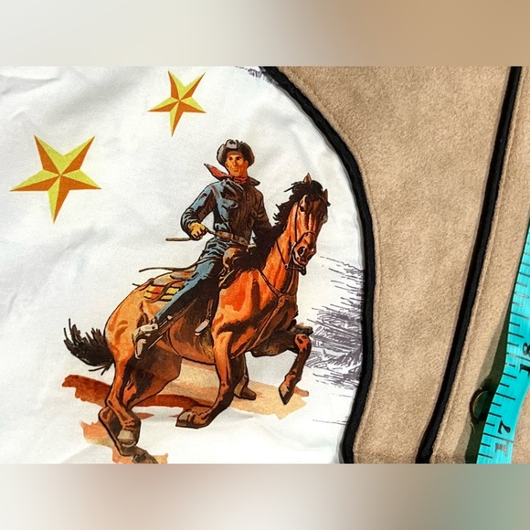 Delila Texas Western Tan & White Button Down Shirt w/ Cactus, Horses & Cowboys - Picture 3 of 9